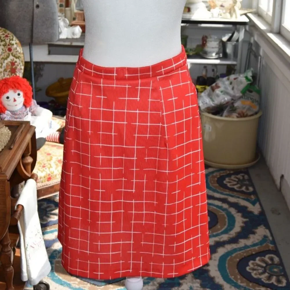 Vintage 70s Tucket Sportswear Red Mod Skort Grid Print A-Line Size Medium